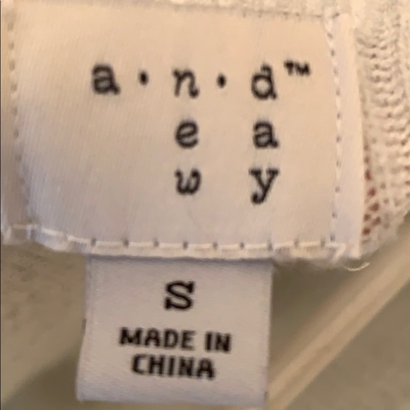 a grey and white blend sweater - Picture 3 of 4